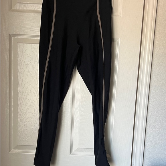 YPB Pants - YPB Sleek Black Leggings with Contrast Stitching